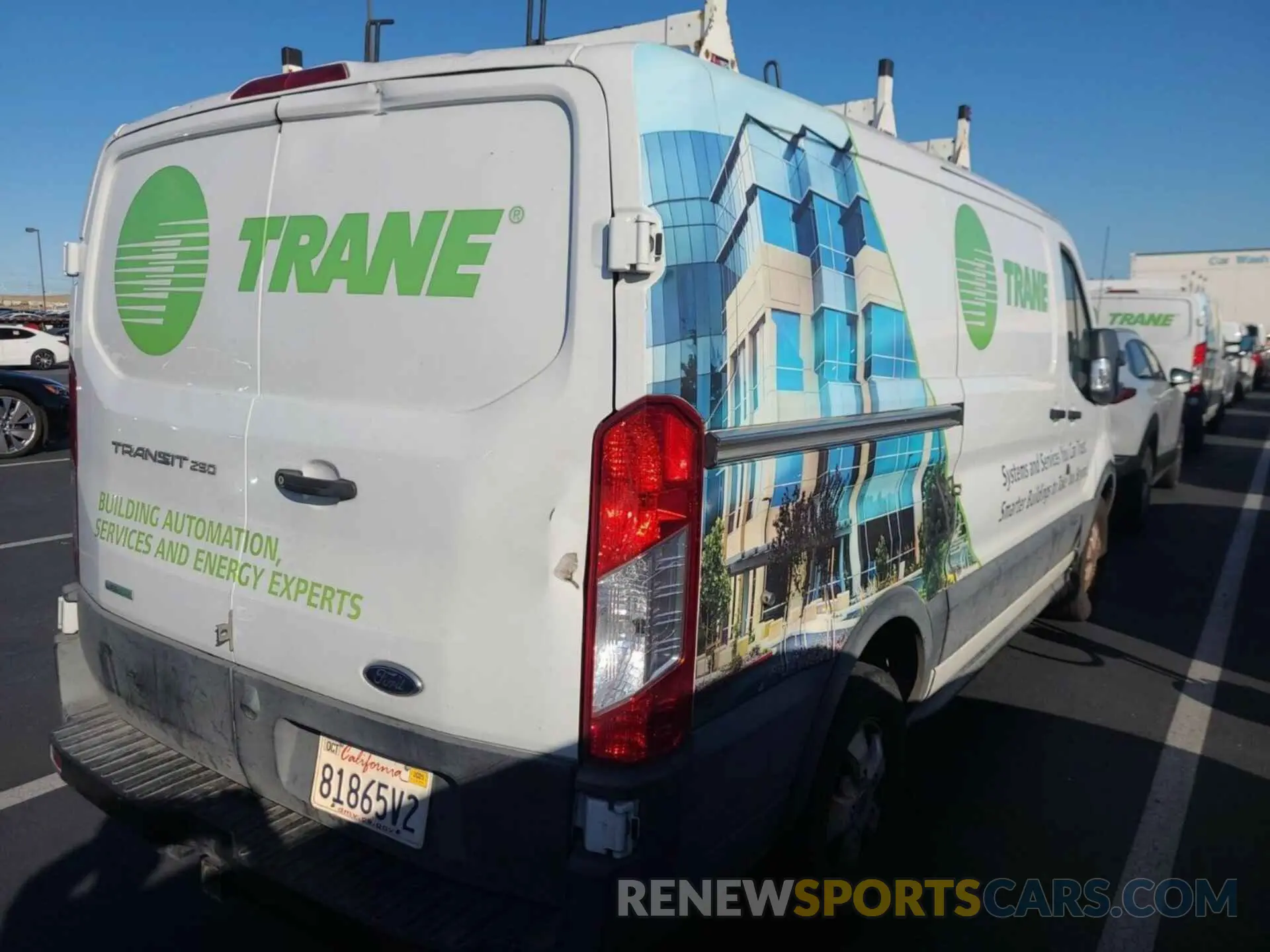 13 fotografías del automóvil dañado 1FTYR1YGXKKB48275 FORD TRANSIT 2019
