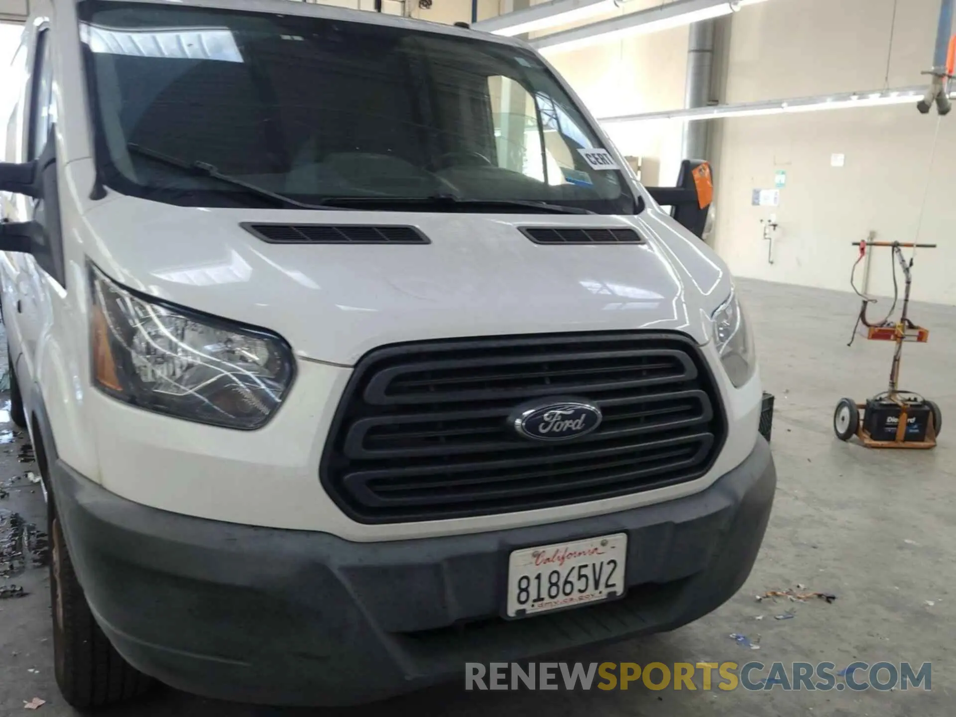 25 fotografías del automóvil dañado 1FTYR1YGXKKB48275 FORD TRANSIT 2019