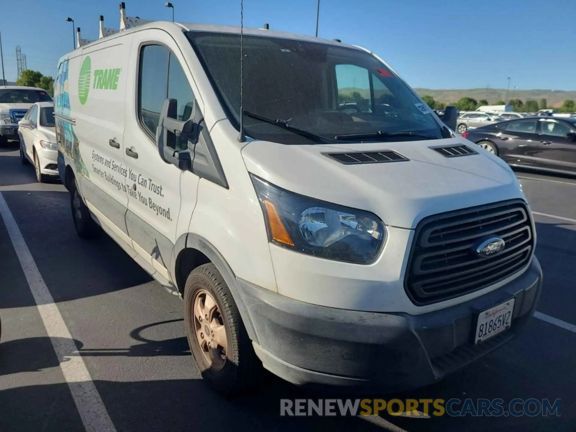 35 fotografías del automóvil dañado 1FTYR1YGXKKB48275 FORD TRANSIT 2019