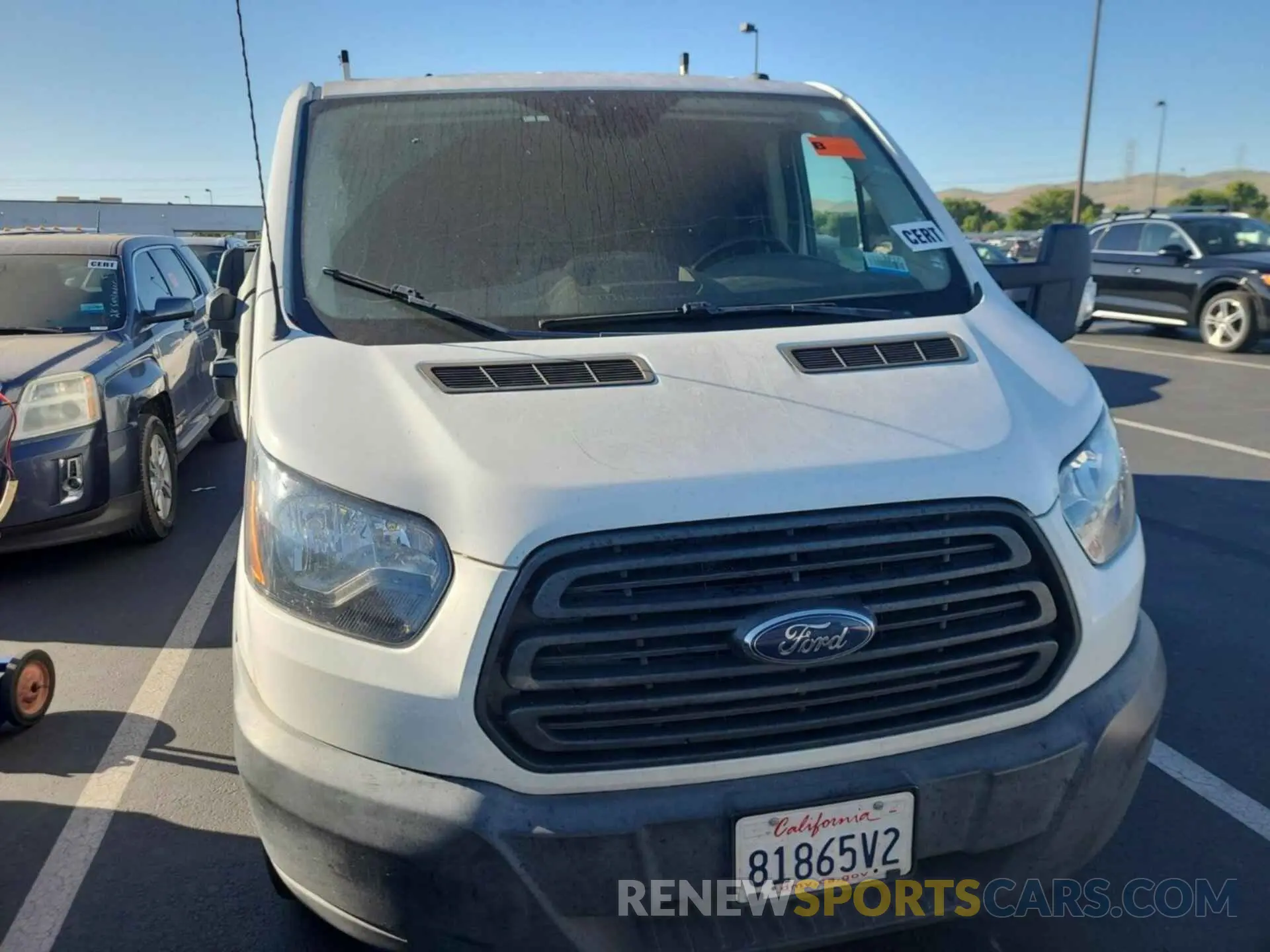 40 fotografías del automóvil dañado 1FTYR1YGXKKB48275 FORD TRANSIT 2019