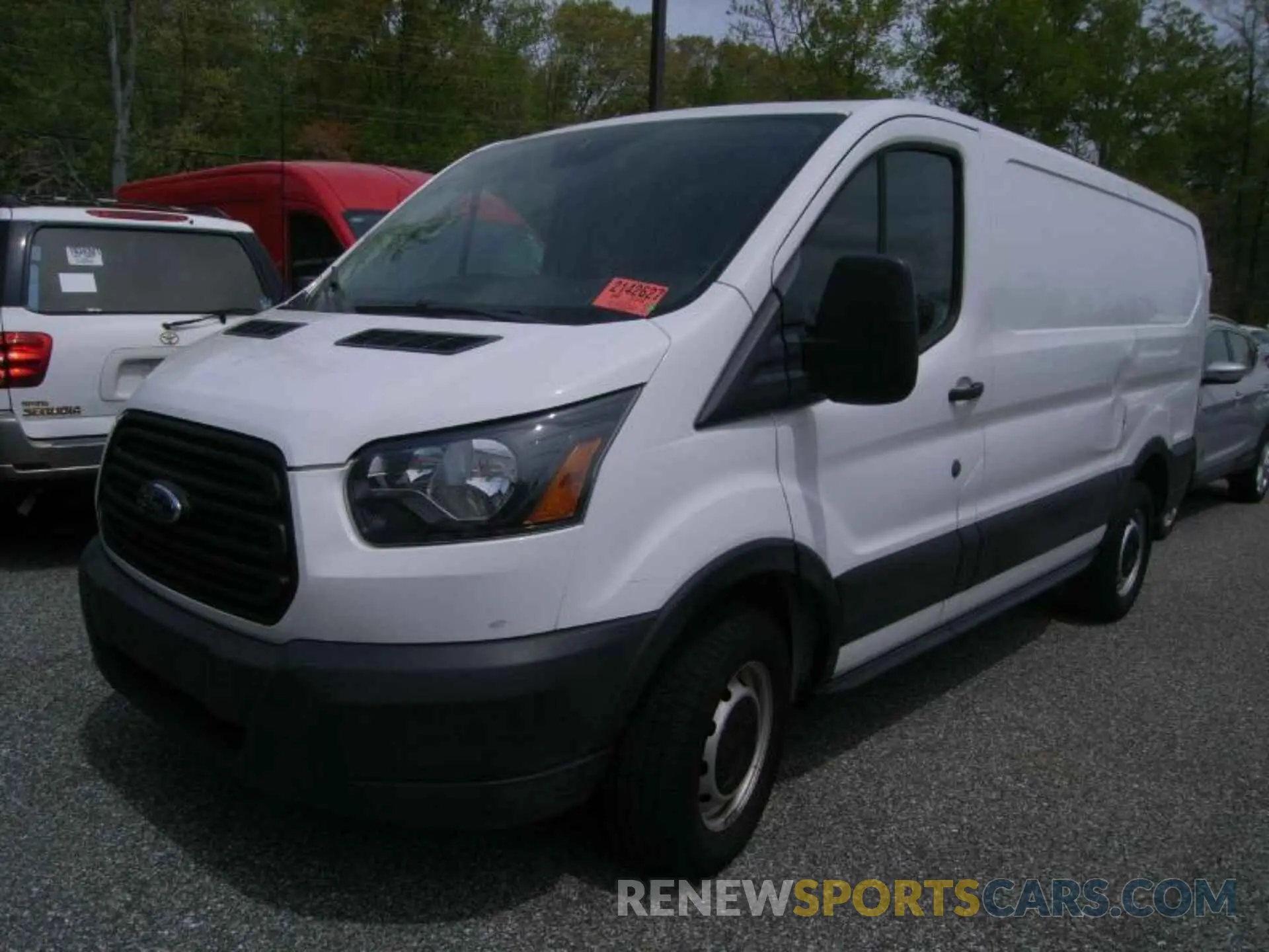 13 fotografías del automóvil dañado 1FTYR1YM4KKB18081 FORD TRANSIT 2019