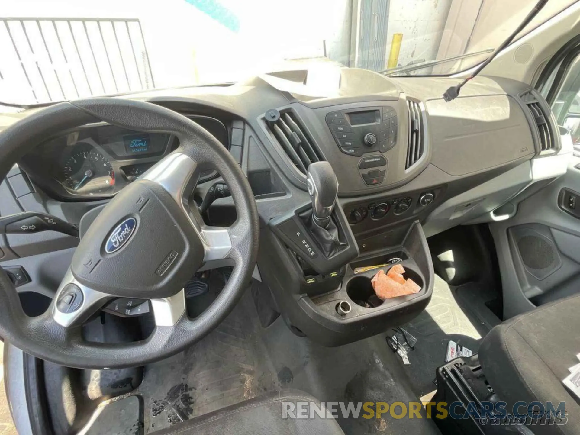 11 fotografías del automóvil dañado 1FTYR1YMXKKB00944 FORD TRANSIT 2019