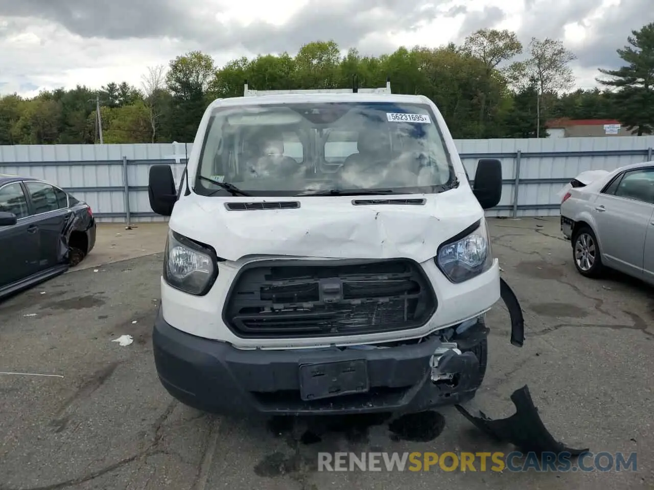 5 fotografías del automóvil dañado 1FTYR1YMXKKB37492 FORD TRANSIT 2019