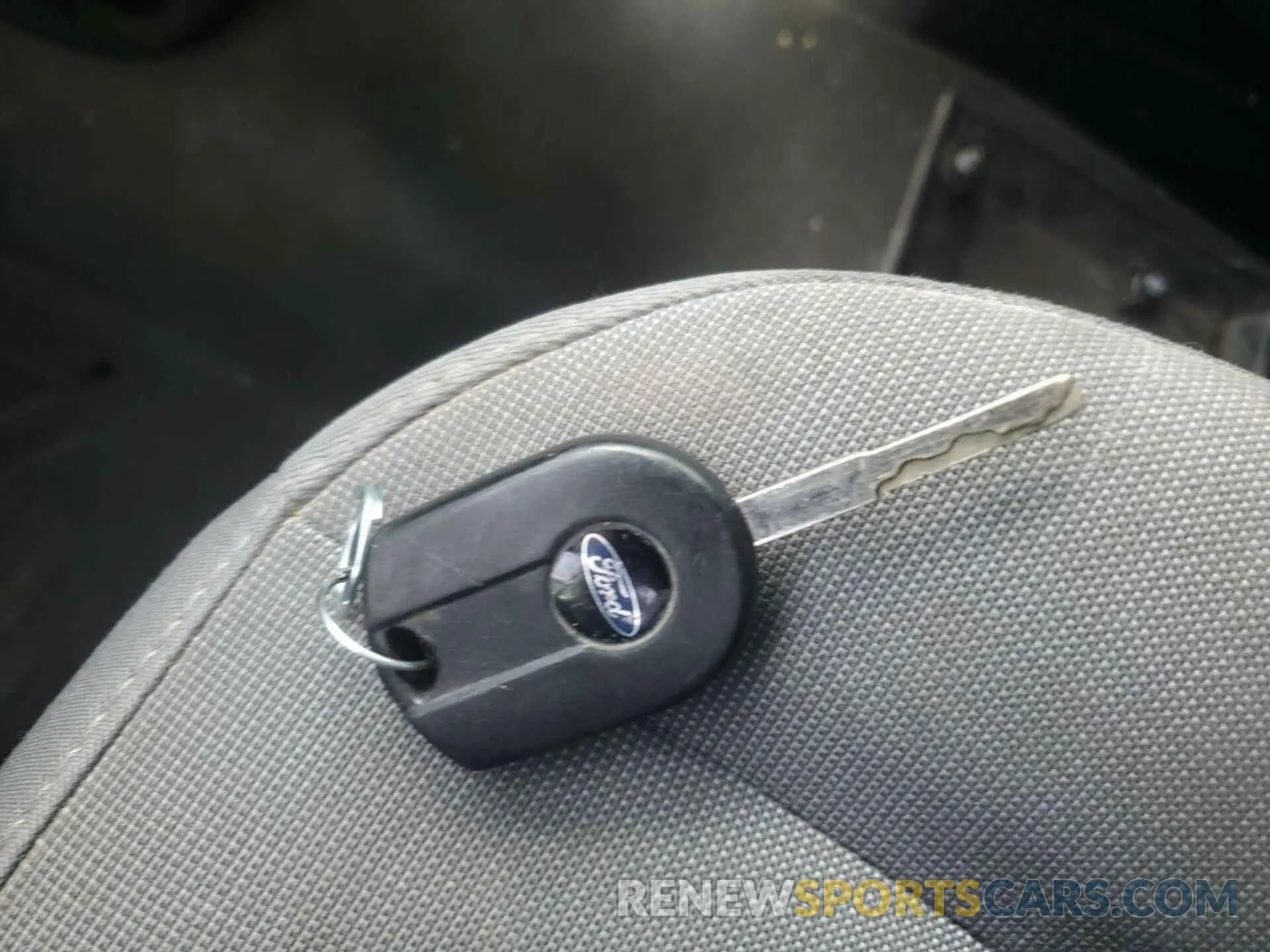 7 fotografías del automóvil dañado 1FTYR2CM2KKA02276 FORD TRANSIT 2019