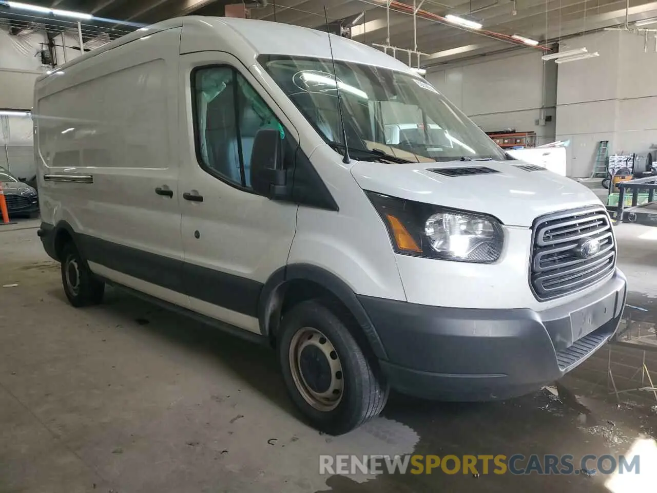 4 fotografías del automóvil dañado 1FTYR2CM4KKB30213 FORD TRANSIT 2019