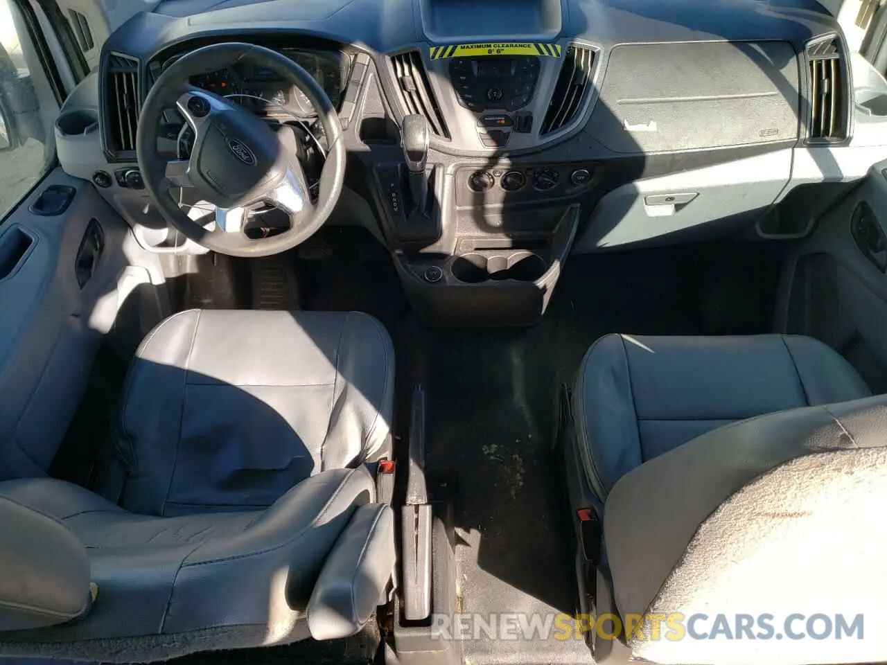 8 fotografías del automóvil dañado 1FTYR2CM4KKB30213 FORD TRANSIT 2019