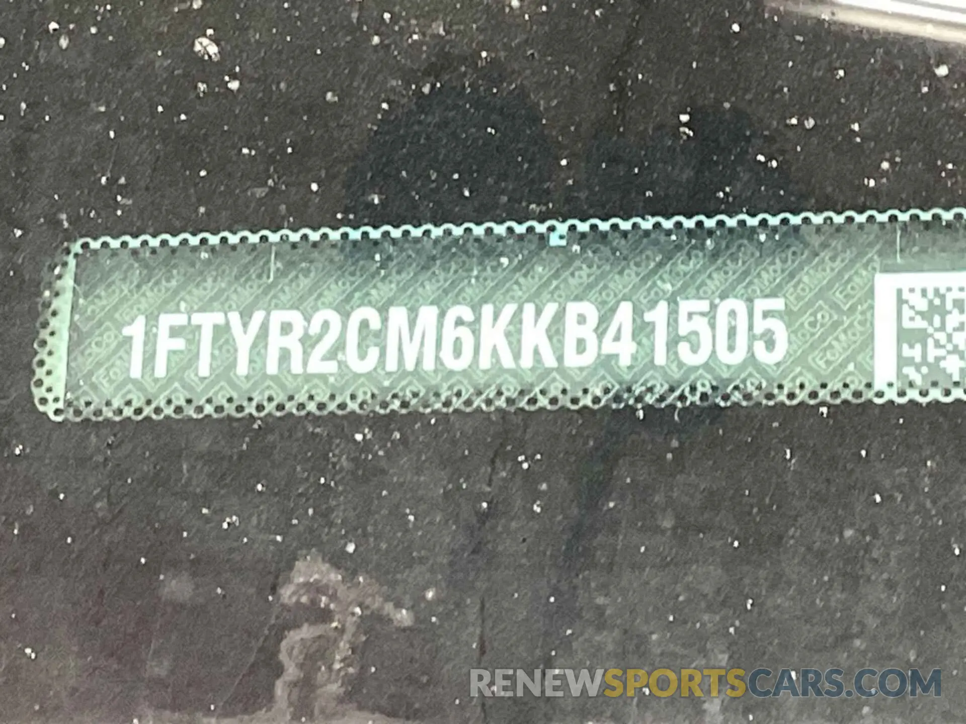 32 fotografías del automóvil dañado 1FTYR2CM6KKB41505 FORD TRANSIT 2019