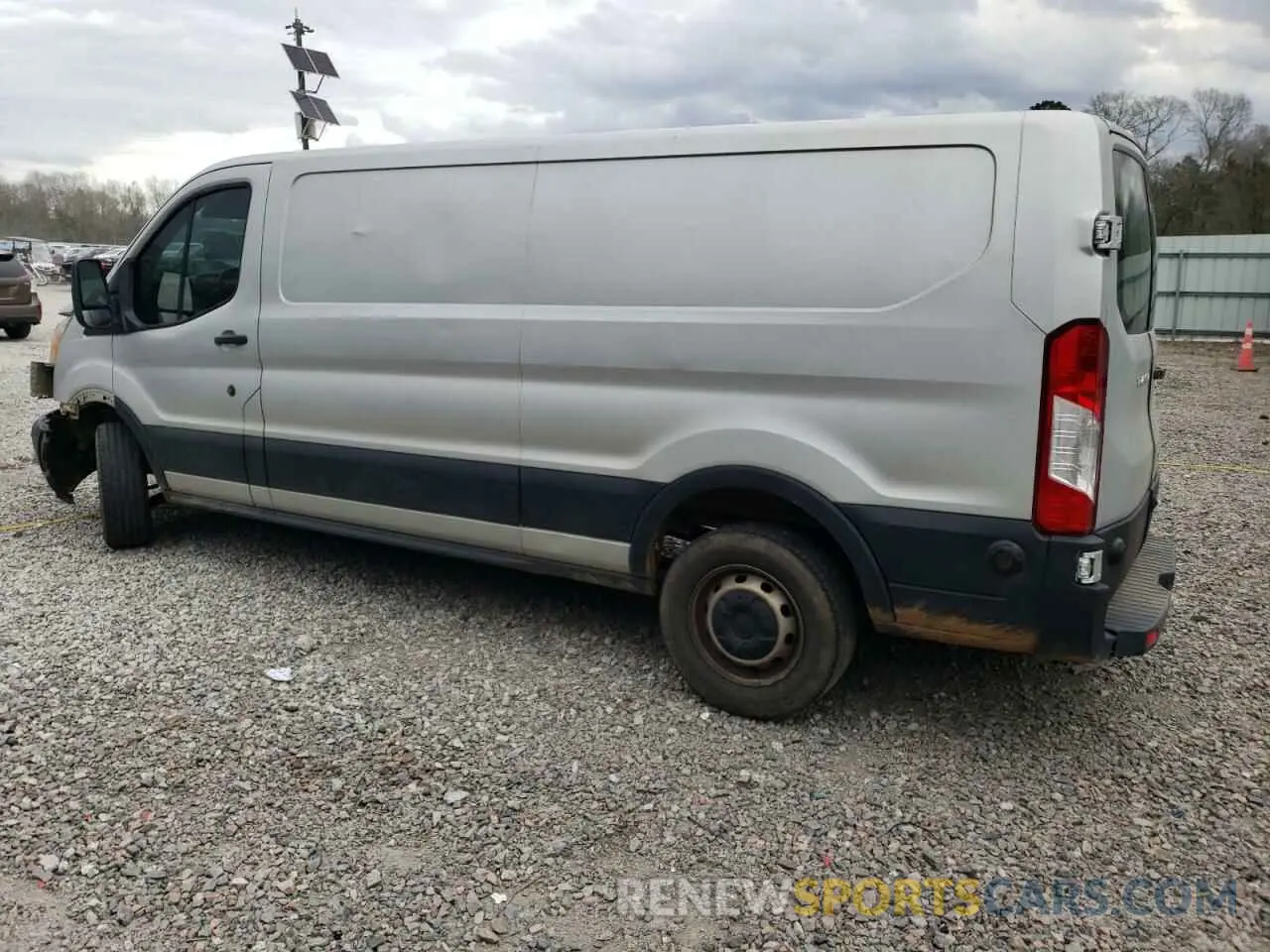 2 fotografías del automóvil dañado 1FTYR2ZM5KKA23288 FORD TRANSIT 2019
