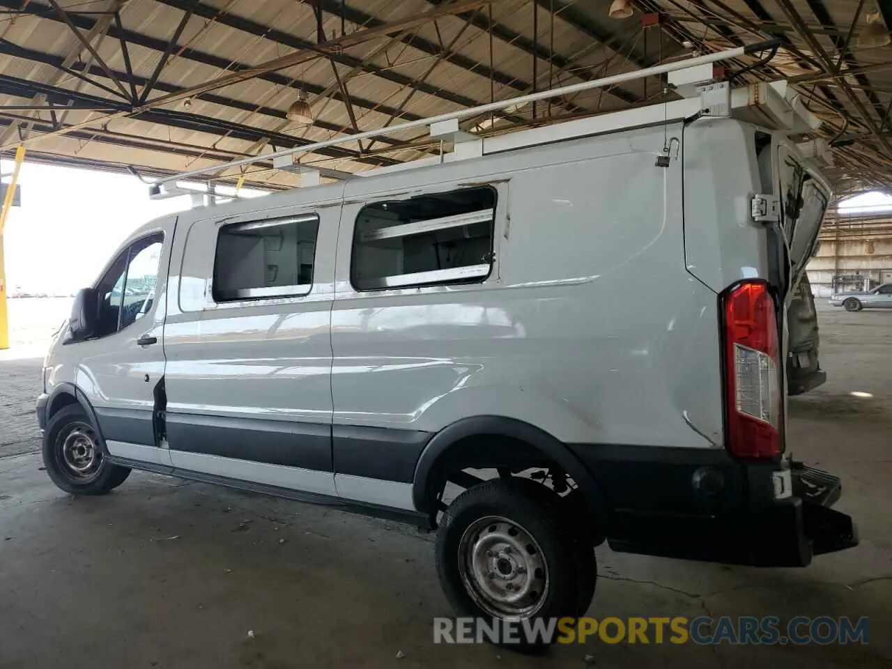 2 fotografías del automóvil dañado 1FTYR2ZM5KKB65480 FORD TRANSIT 2019