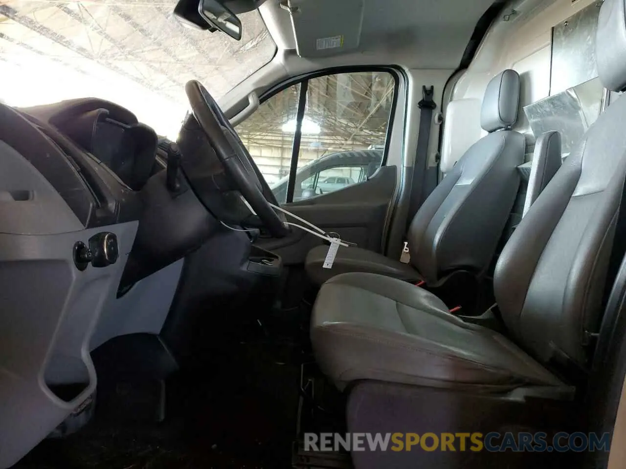 7 fotografías del automóvil dañado 1FTYR2ZM5KKB65480 FORD TRANSIT 2019
