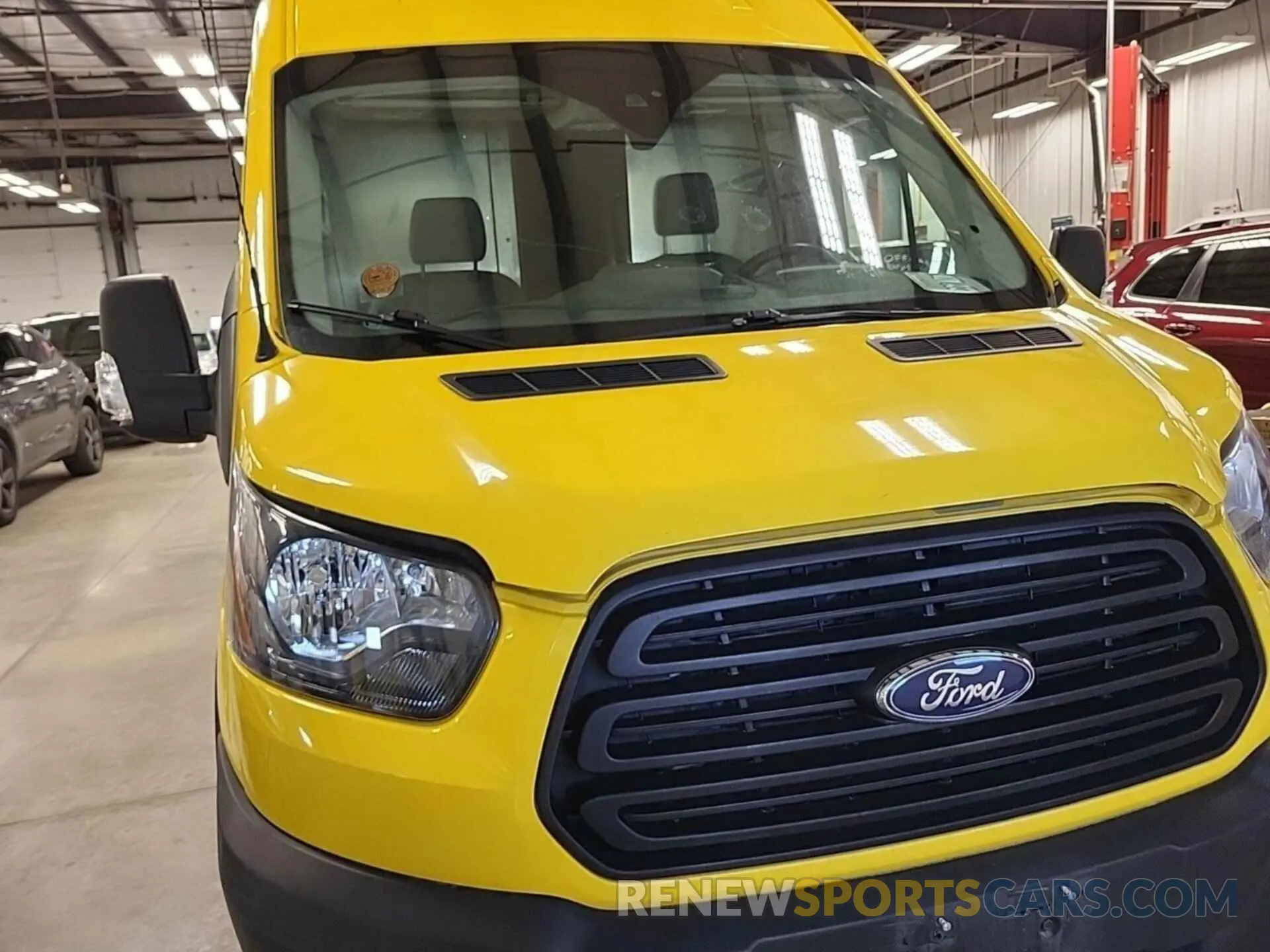 42 fotografías del automóvil dañado 1FTYR3XM0KKA38662 FORD TRANSIT 2019