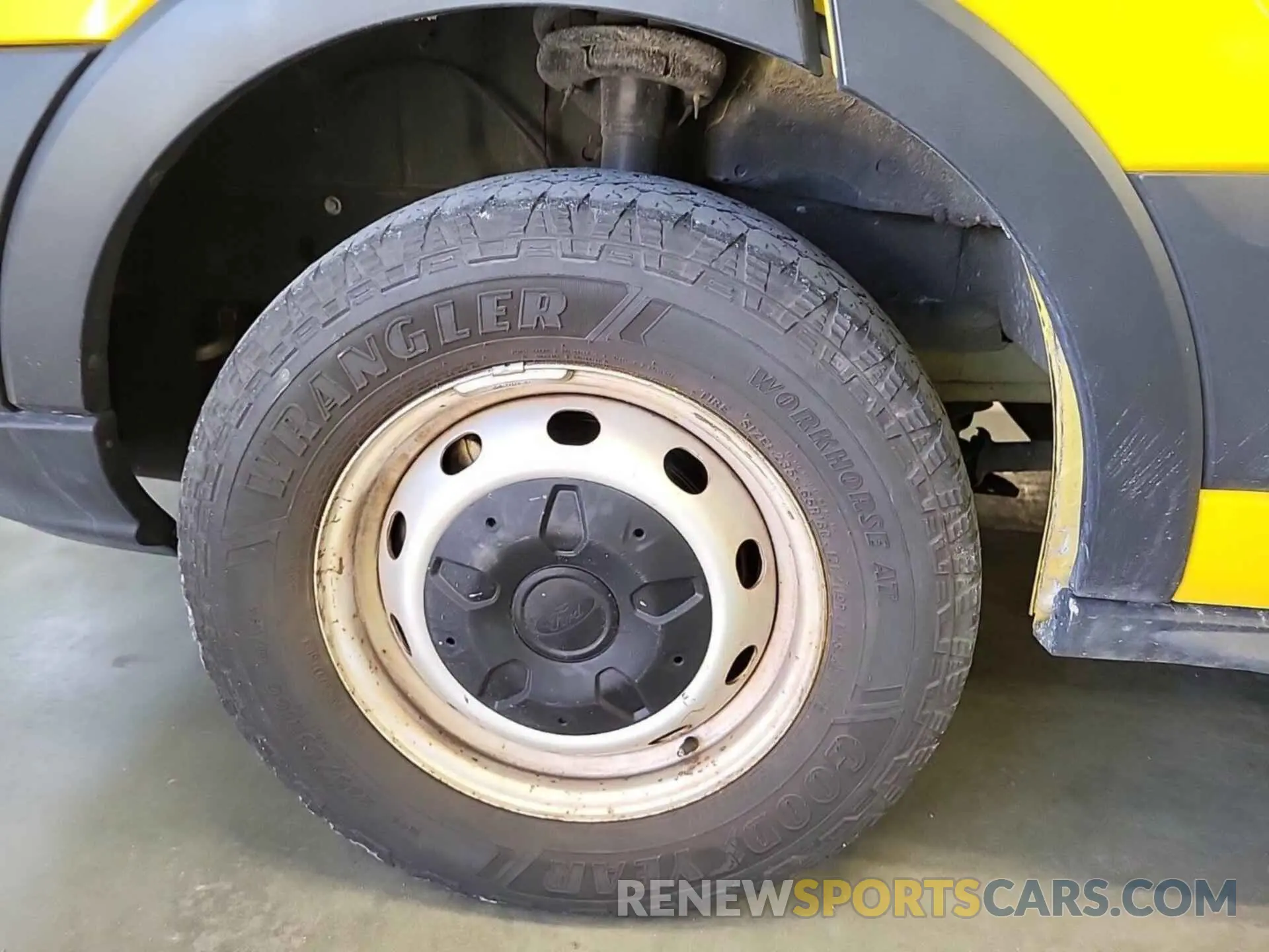 8 fotografías del automóvil dañado 1FTYR3XM0KKA38662 FORD TRANSIT 2019