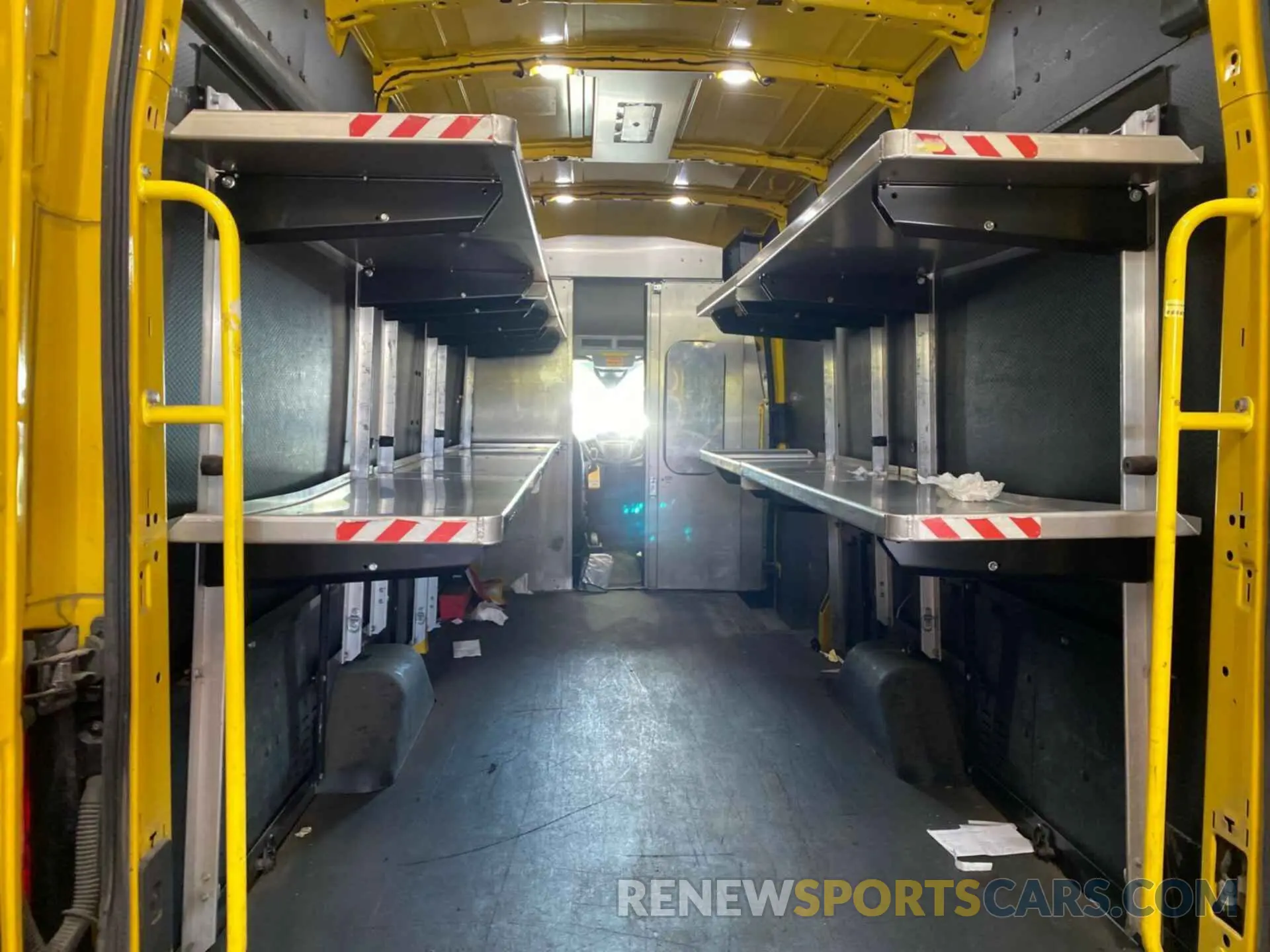 25 fotografías del automóvil dañado 1FTYR3XM5KKA24840 FORD TRANSIT 2019