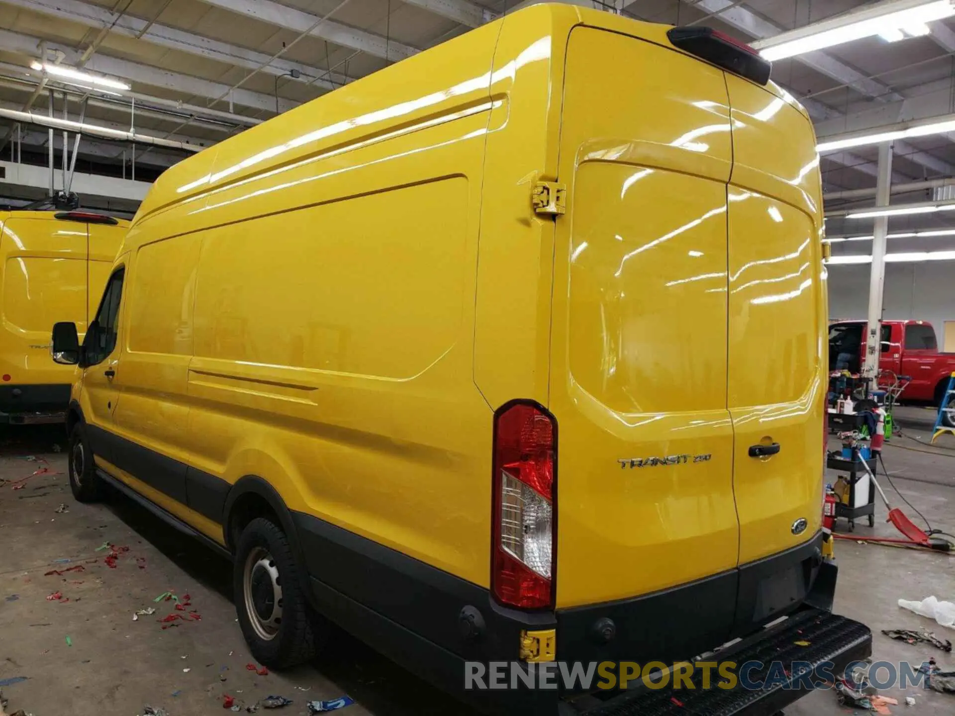 2 fotografías del automóvil dañado 1FTYR3XM6KKA24894 FORD TRANSIT 2019