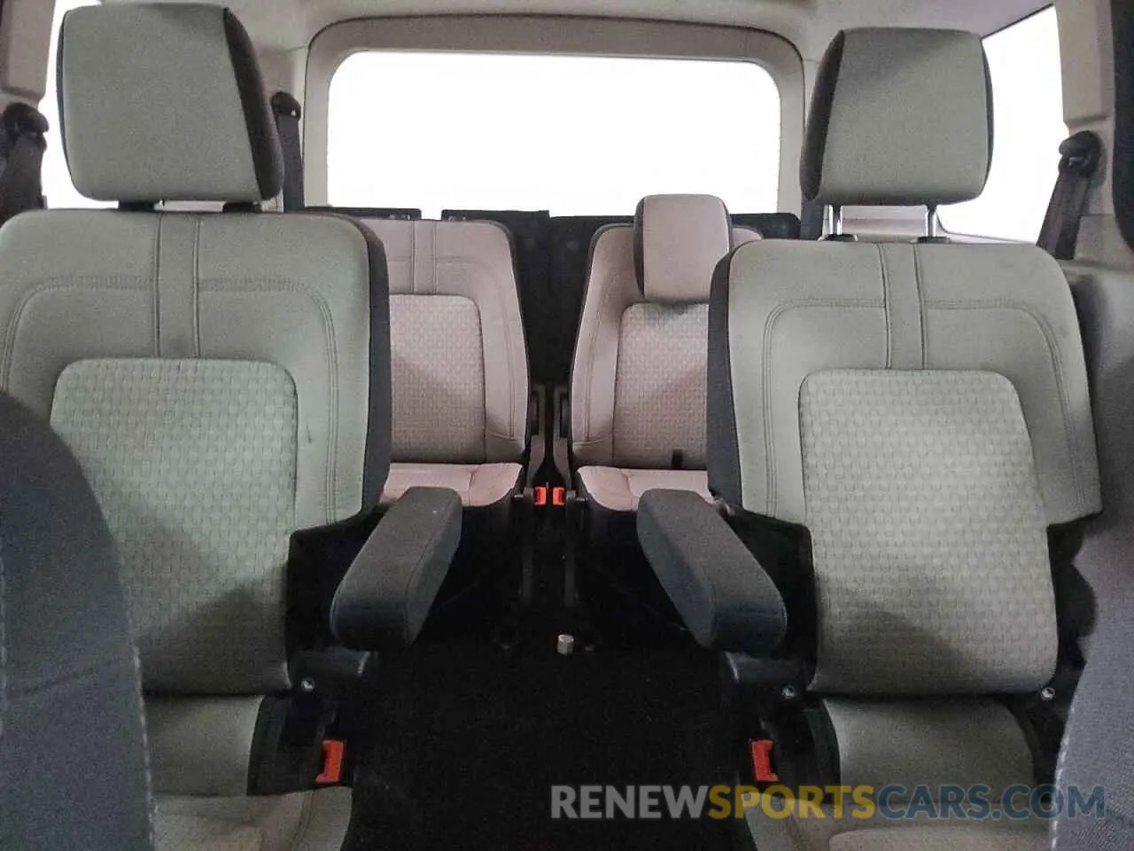 10 fotografías del automóvil dañado NM0GE9F28K1392152 FORD TRANSIT 2019