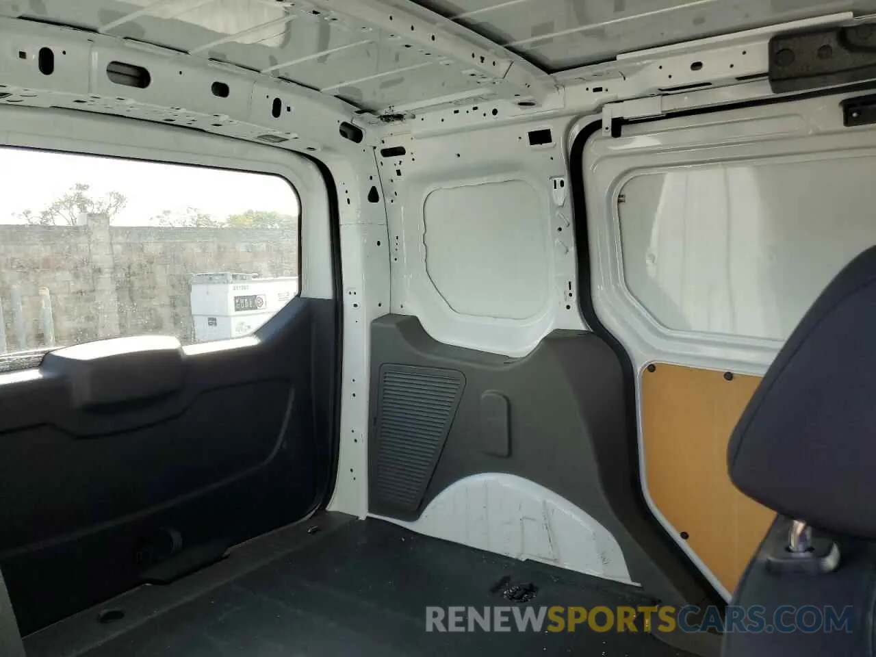 11 fotografías del automóvil dañado NM0LE6E22K1387821 FORD TRANSIT 2019