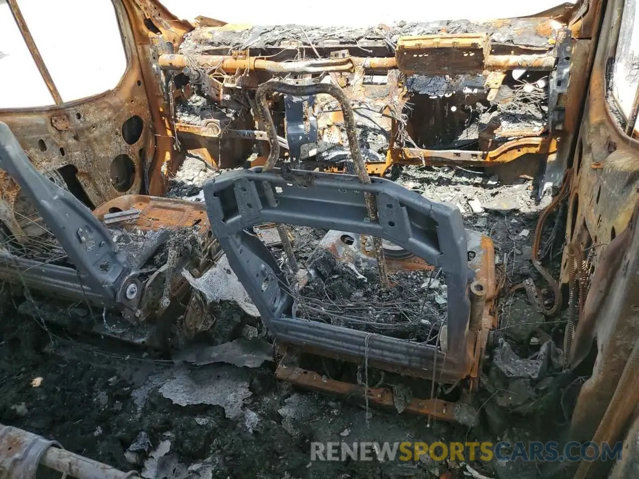 8 fotografías del automóvil dañado 1FBAX2X82LKA95861 FORD TRANSIT 2020