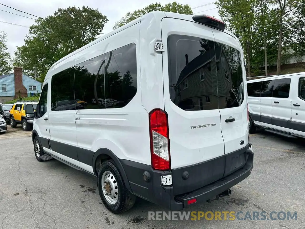 2 fotografías del automóvil dañado 1FBAX9C8XLKB11657 FORD TRANSIT 2020