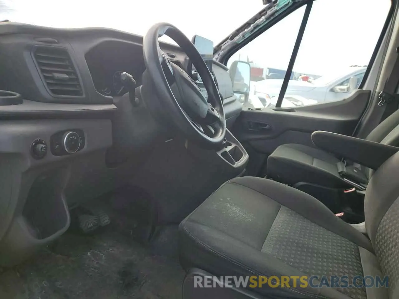 7 fotografías del automóvil dañado 1FTBF4XG3LKB63896 FORD TRANSIT 2020