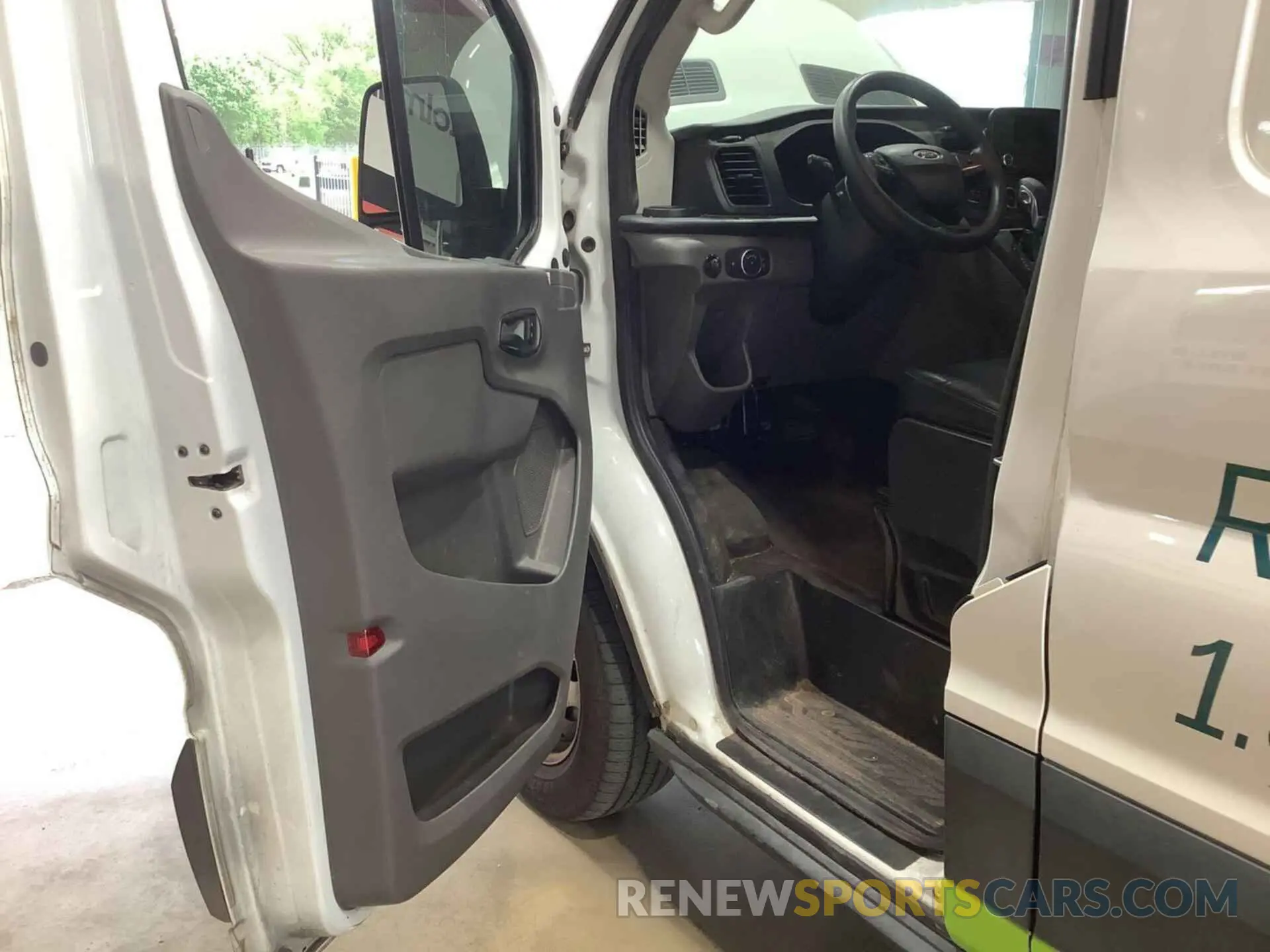 21 fotografías del automóvil dañado 1FTBR1C86LKA35608 FORD TRANSIT 2020