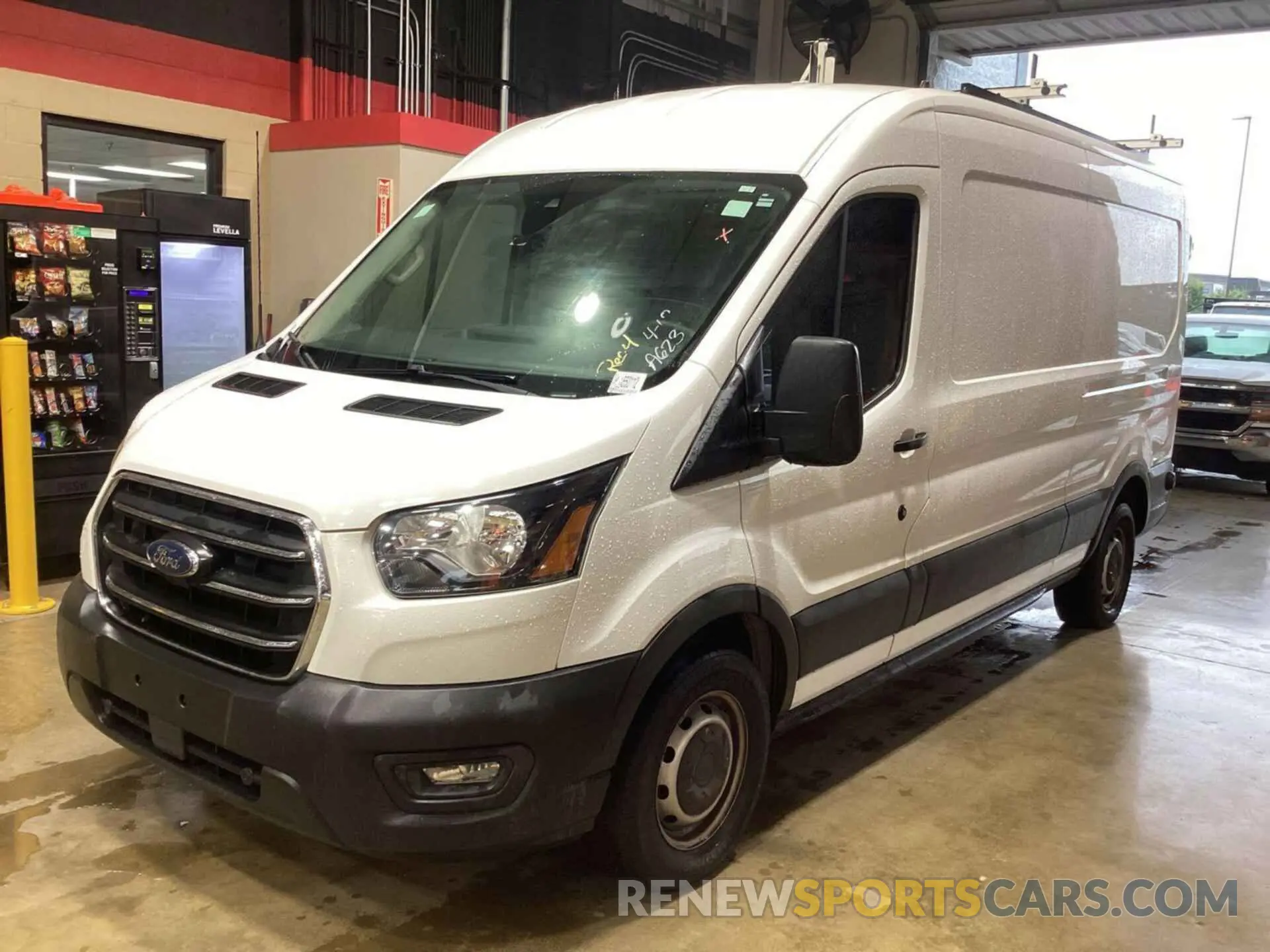 8 fotografías del automóvil dañado 1FTBR1C86LKA35608 FORD TRANSIT 2020