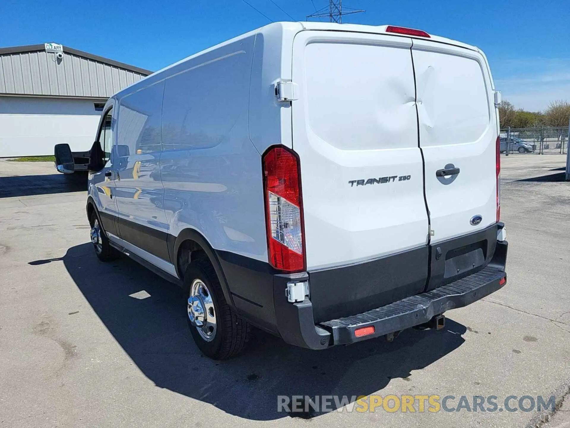 3 fotografías del automóvil dañado 1FTBR2YG3LKA32428 FORD TRANSIT 2020