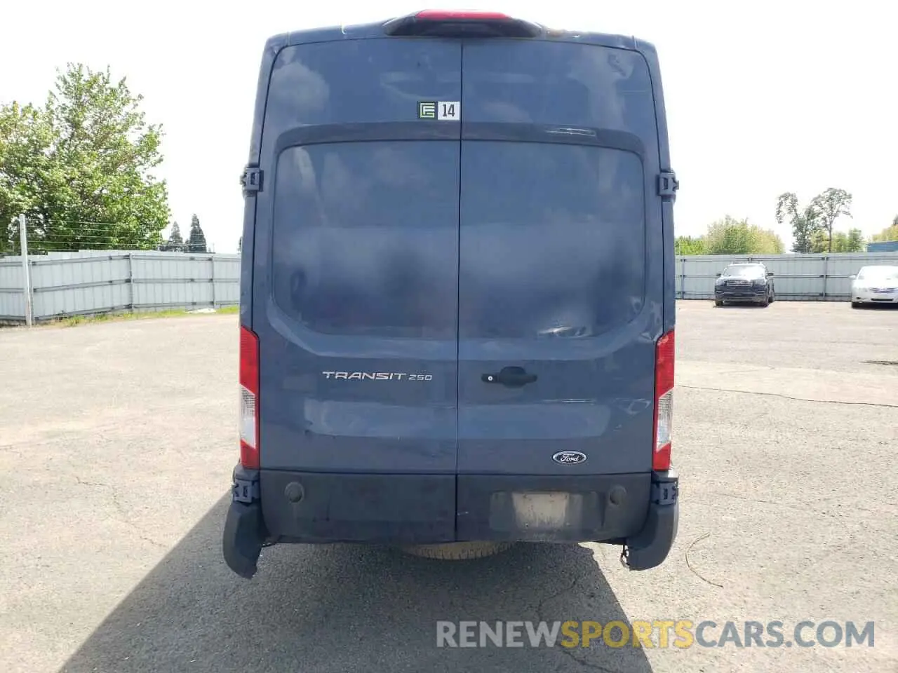 6 fotografías del automóvil dañado 1FTBR3X82LKA18648 FORD TRANSIT 2020