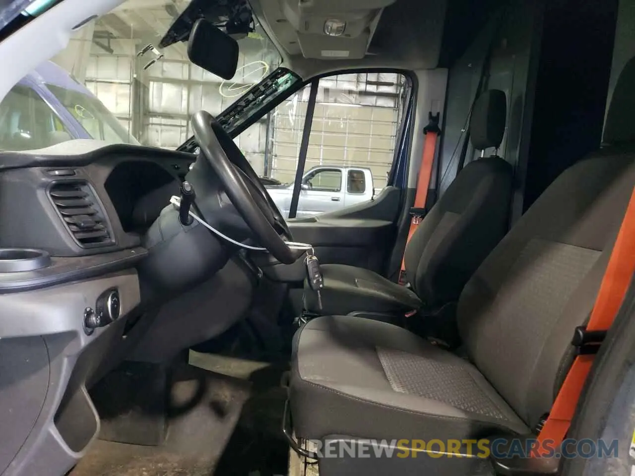 7 fotografías del automóvil dañado 1FTBR3X82LKA18648 FORD TRANSIT 2020