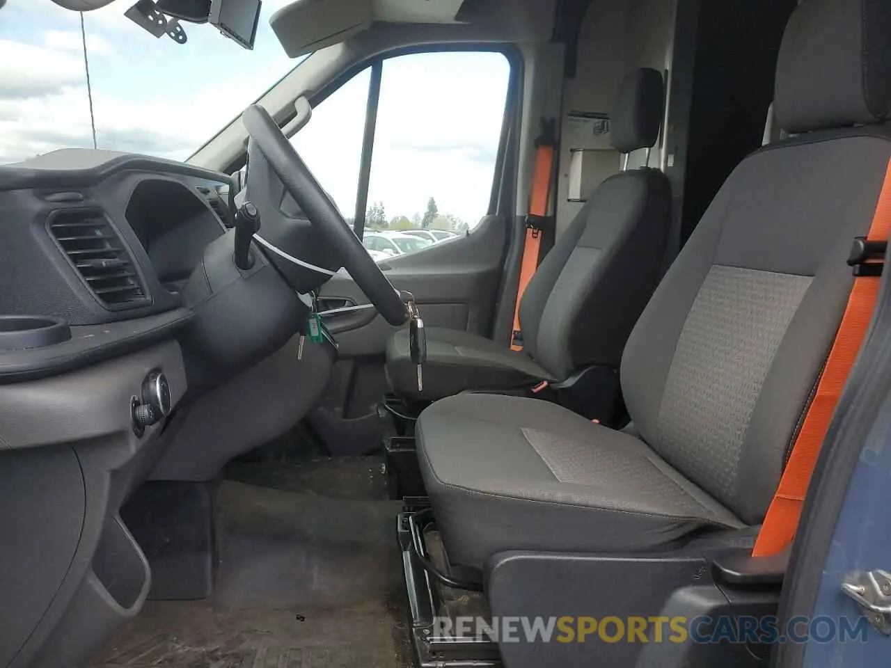 7 fotografías del automóvil dañado 1FTBR3X84LKA18926 FORD TRANSIT 2020