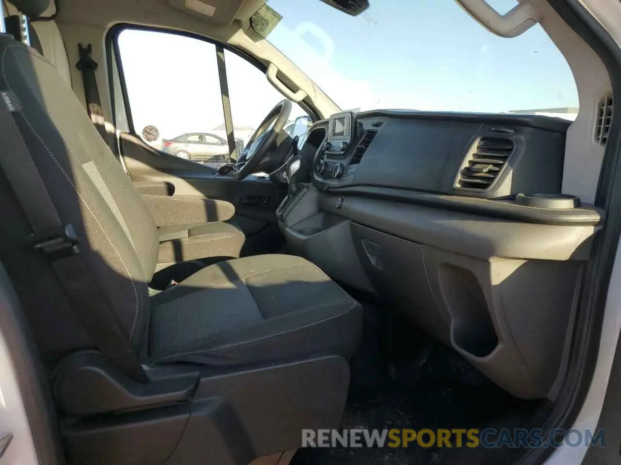 8 fotografías del automóvil dañado 1FTYE1Y8XLKB43776 FORD TRANSIT 2020