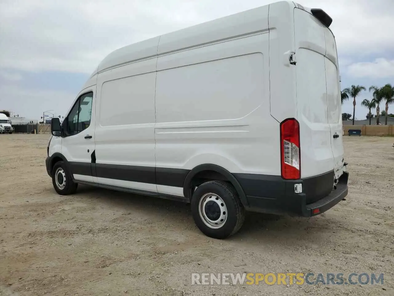 2 fotografías del automóvil dañado 1FTBR1X84MKA68747 FORD TRANSIT 2021
