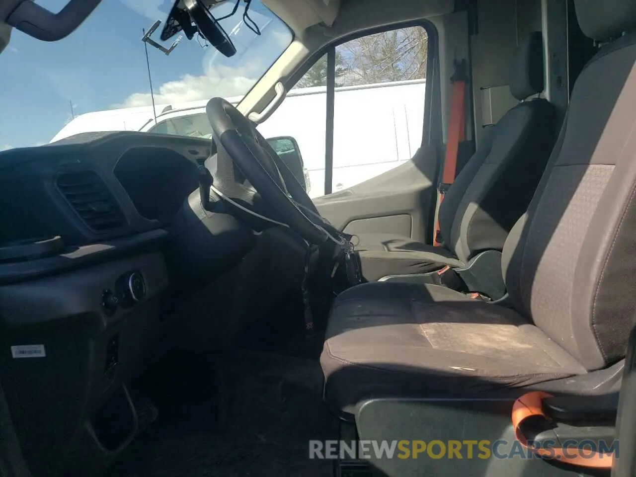 7 fotografías del automóvil dañado 1FTBR3X86MKA46048 FORD TRANSIT 2021