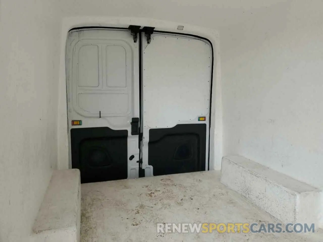 10 fotografías del automóvil dañado 1FTBW9C8XMKA08825 FORD TRANSIT 2021