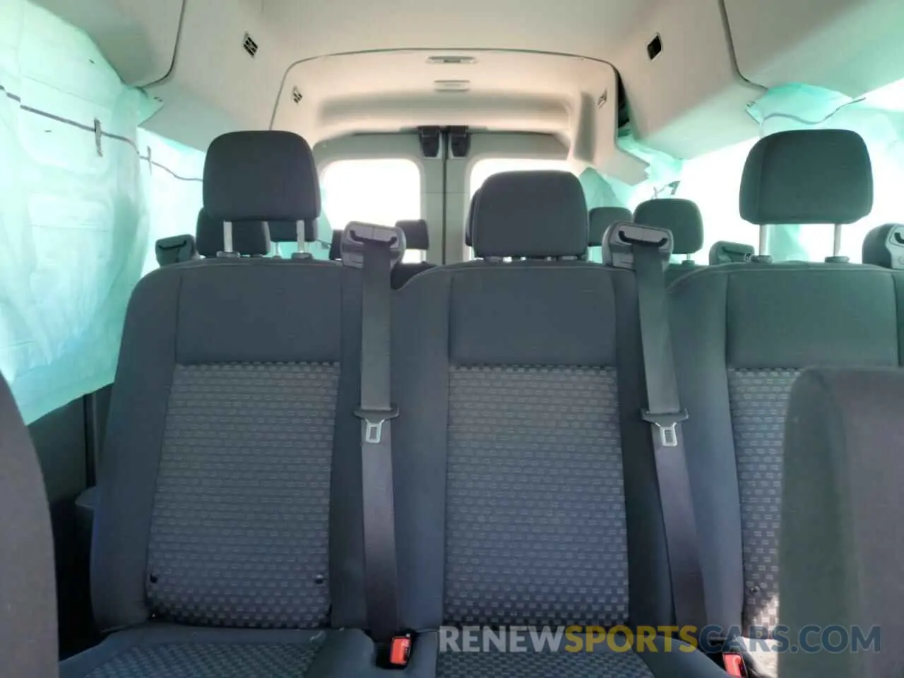 10 fotografías del automóvil dañado 1FBAX2C85NKA17809 FORD TRANSIT 2022