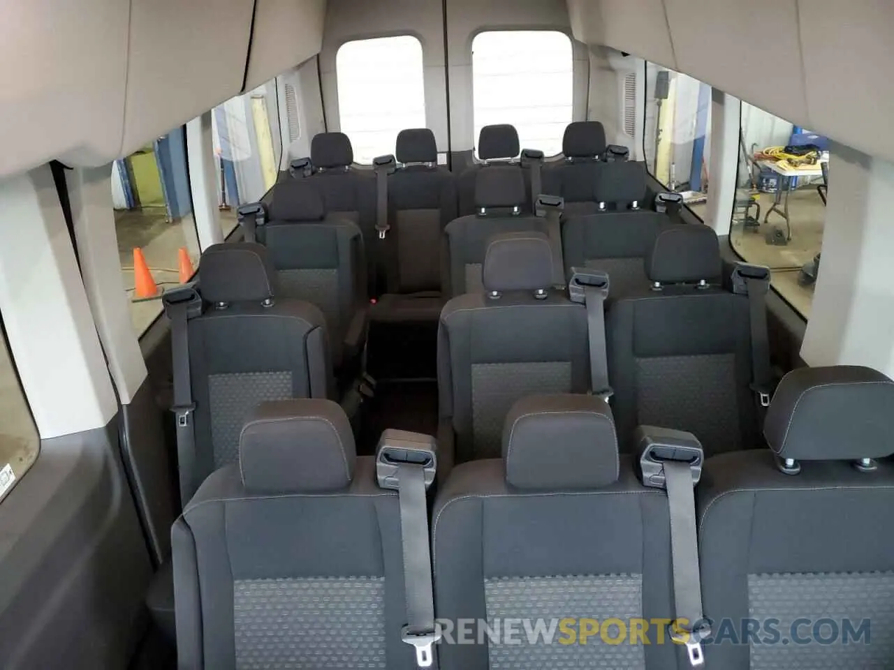 10 fotografías del automóvil dañado 1FBVU5XG7NKA64823 FORD TRANSIT 2022
