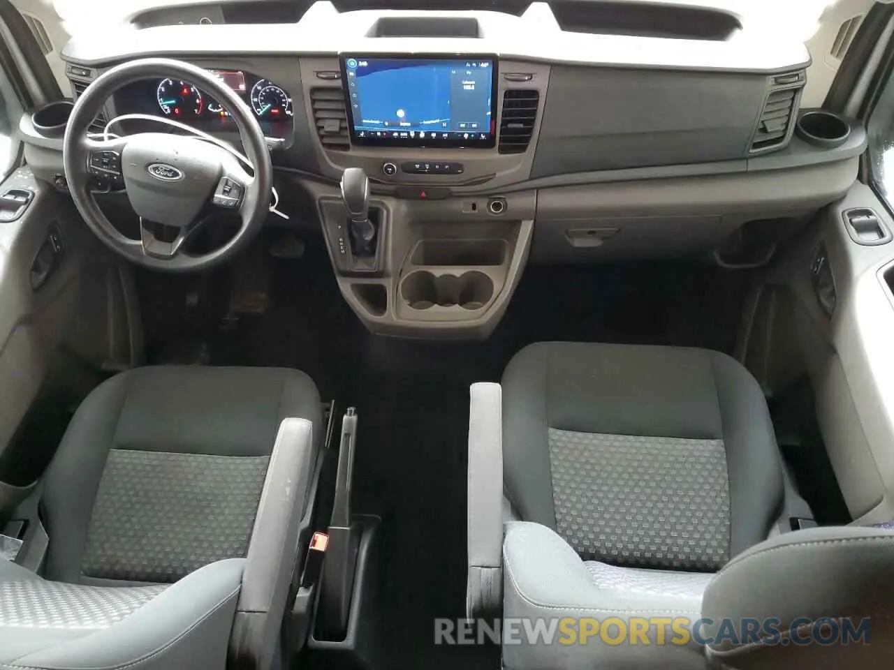 8 fotografías del automóvil dañado 1FBVU5XG7NKA64823 FORD TRANSIT 2022