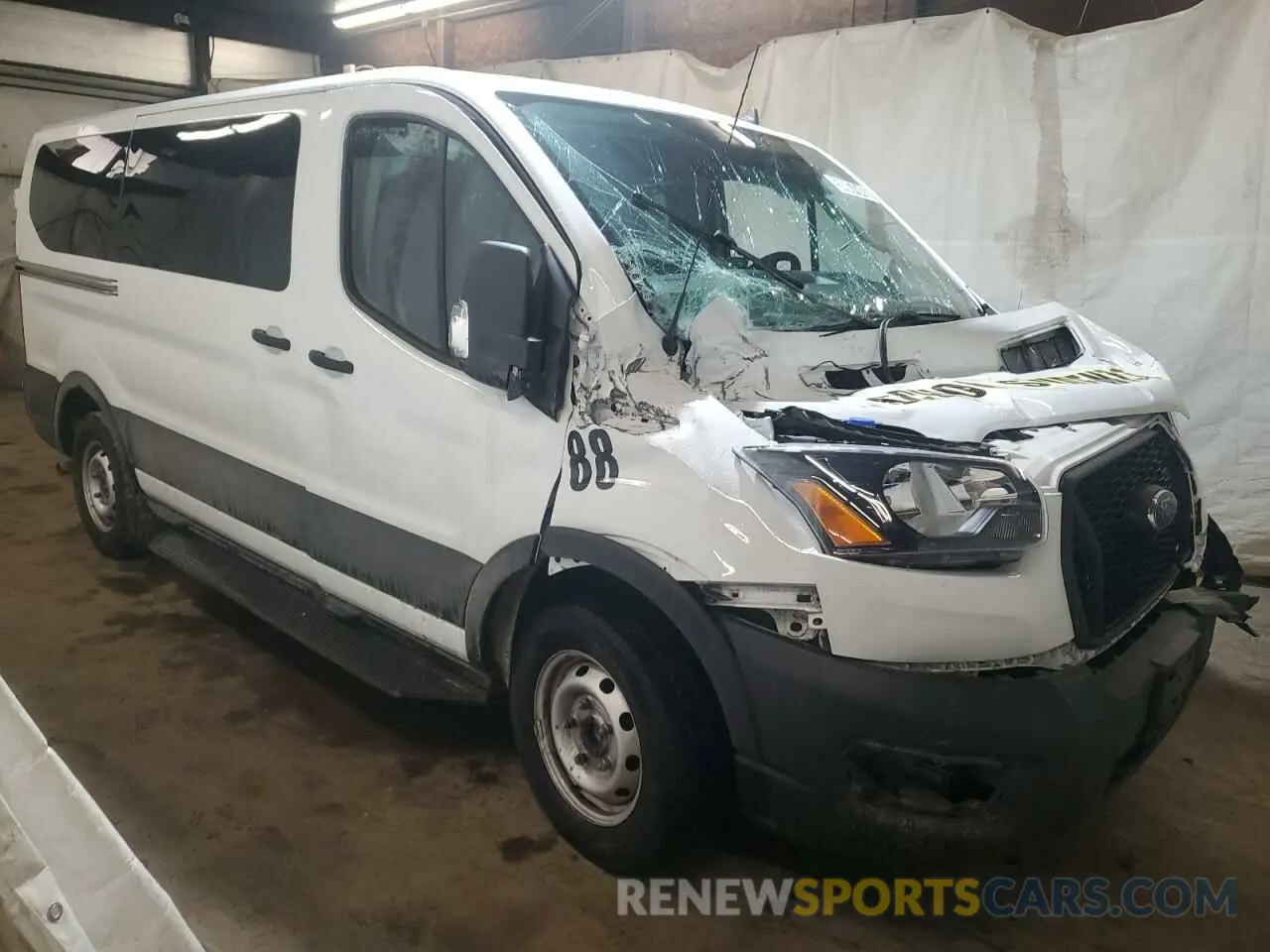 4 fotografías del automóvil dañado 1FMZK1Y81NKA47868 FORD TRANSIT 2022