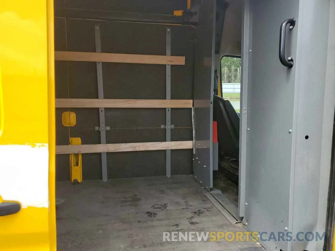 11 fotografías del automóvil dañado 1FTBR1X85NKA42773 FORD TRANSIT 2022