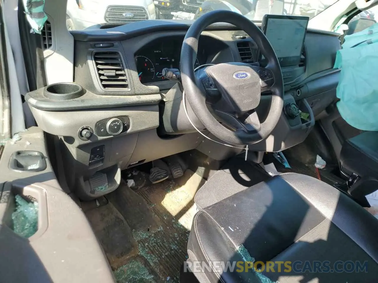 8 fotografías del automóvil dañado 1FTBW1YK4NKA29998 FORD TRANSIT 2022