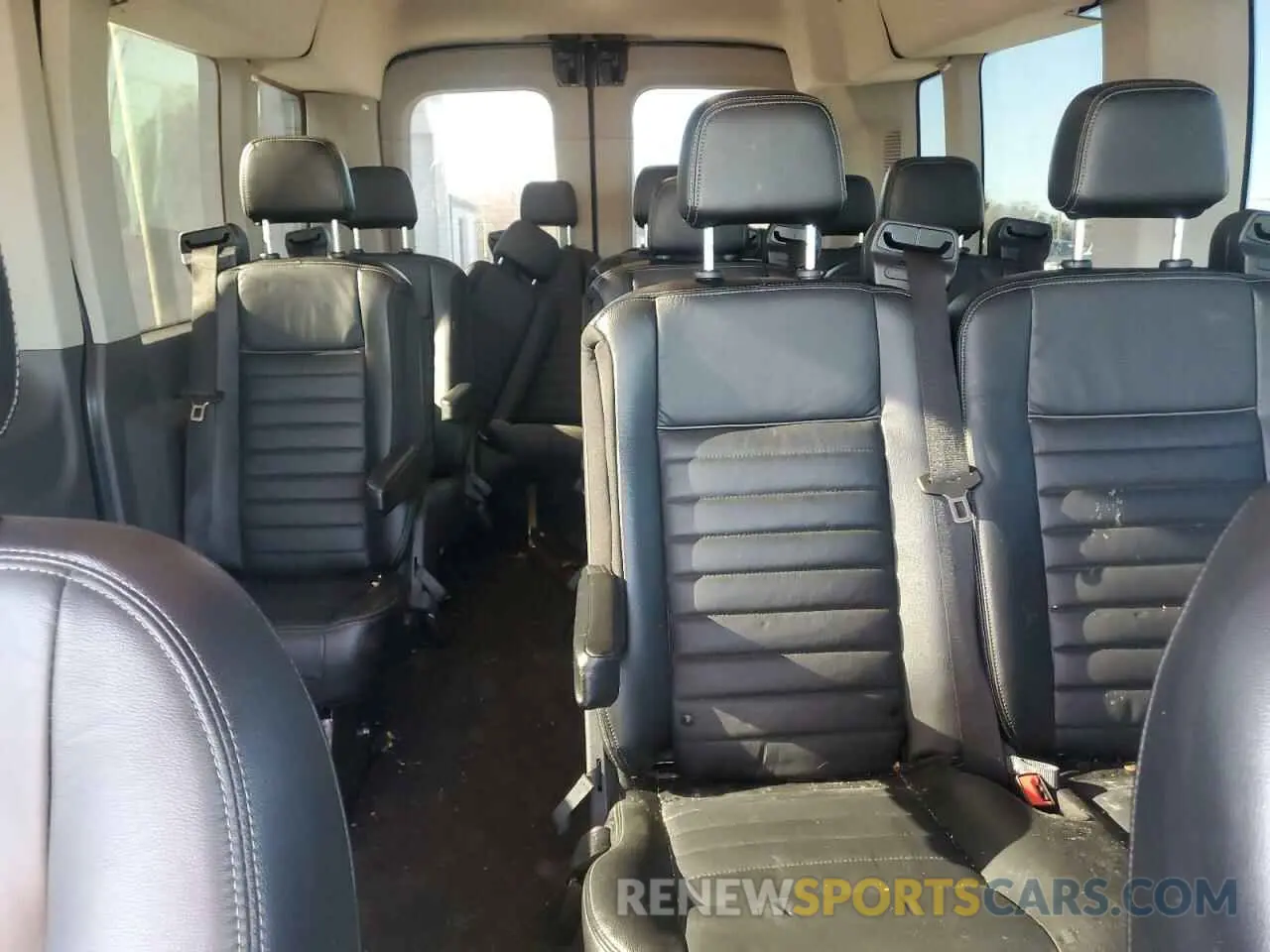 10 fotografías del automóvil dañado 1FBAX2CG9PKB90629 FORD TRANSIT 2023