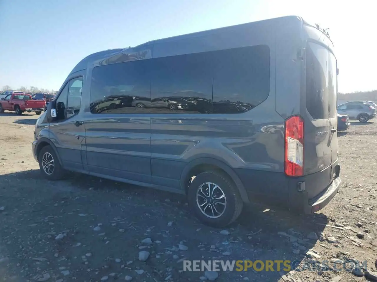 2 fotografías del automóvil dañado 1FBAX2CG9PKB90629 FORD TRANSIT 2023