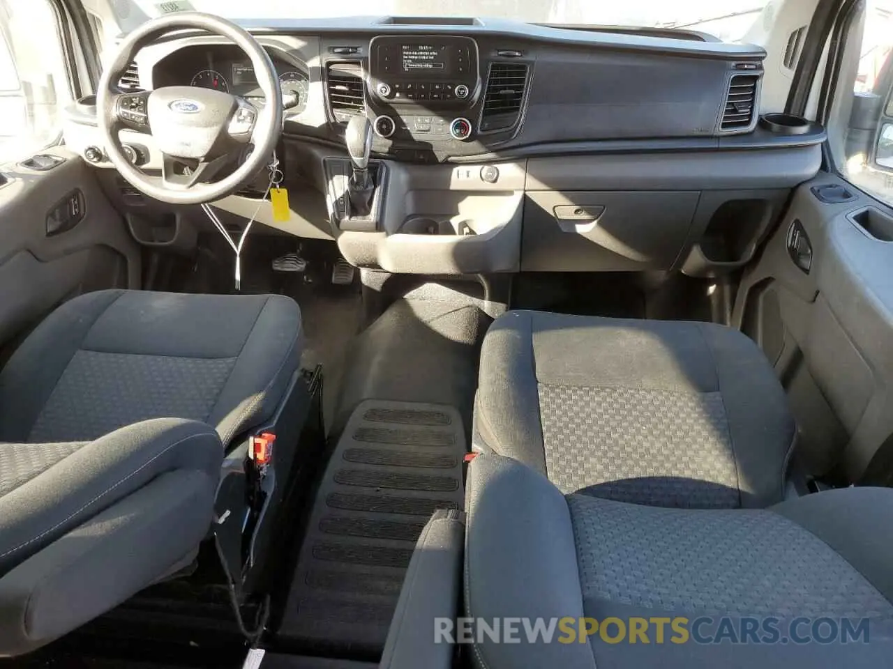8 fotografías del automóvil dañado 1FBAX2Y84PKA07378 FORD TRANSIT 2023