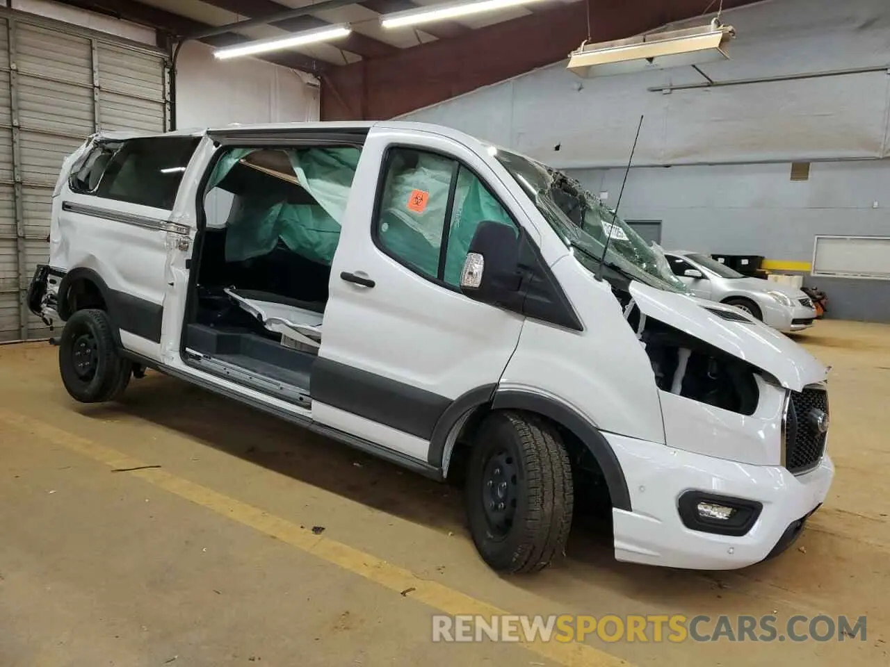 4 fotografías del automóvil dañado 1FBAX2YGXPKB08481 FORD TRANSIT 2023