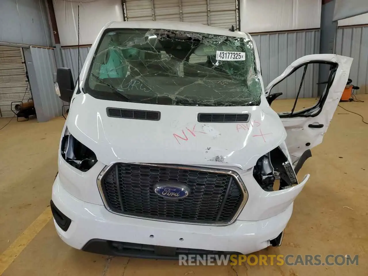 5 fotografías del automóvil dañado 1FBAX2YGXPKB08481 FORD TRANSIT 2023