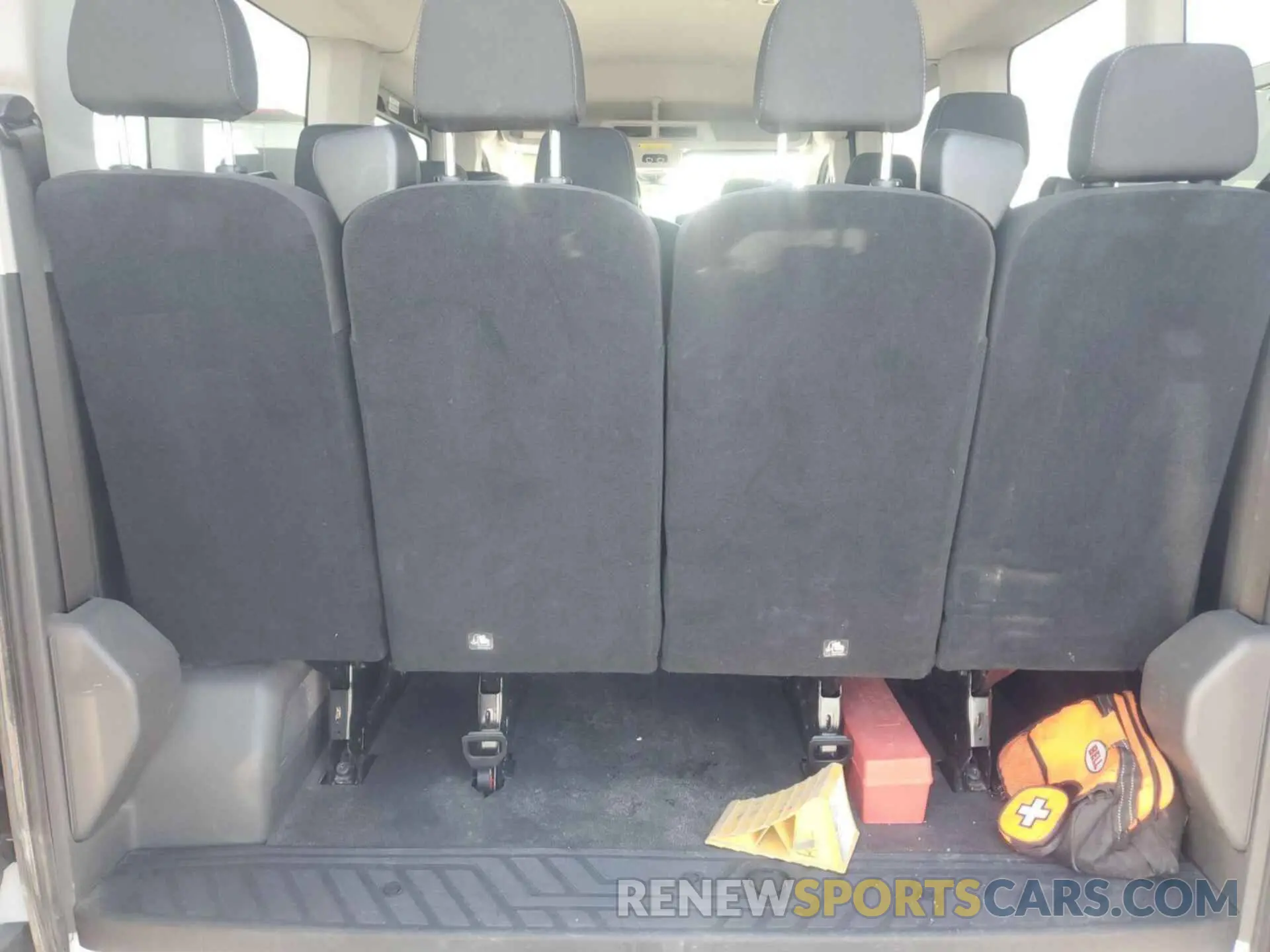 5 fotografías del automóvil dañado 1FBAX9CG5PKB62691 FORD TRANSIT 2023