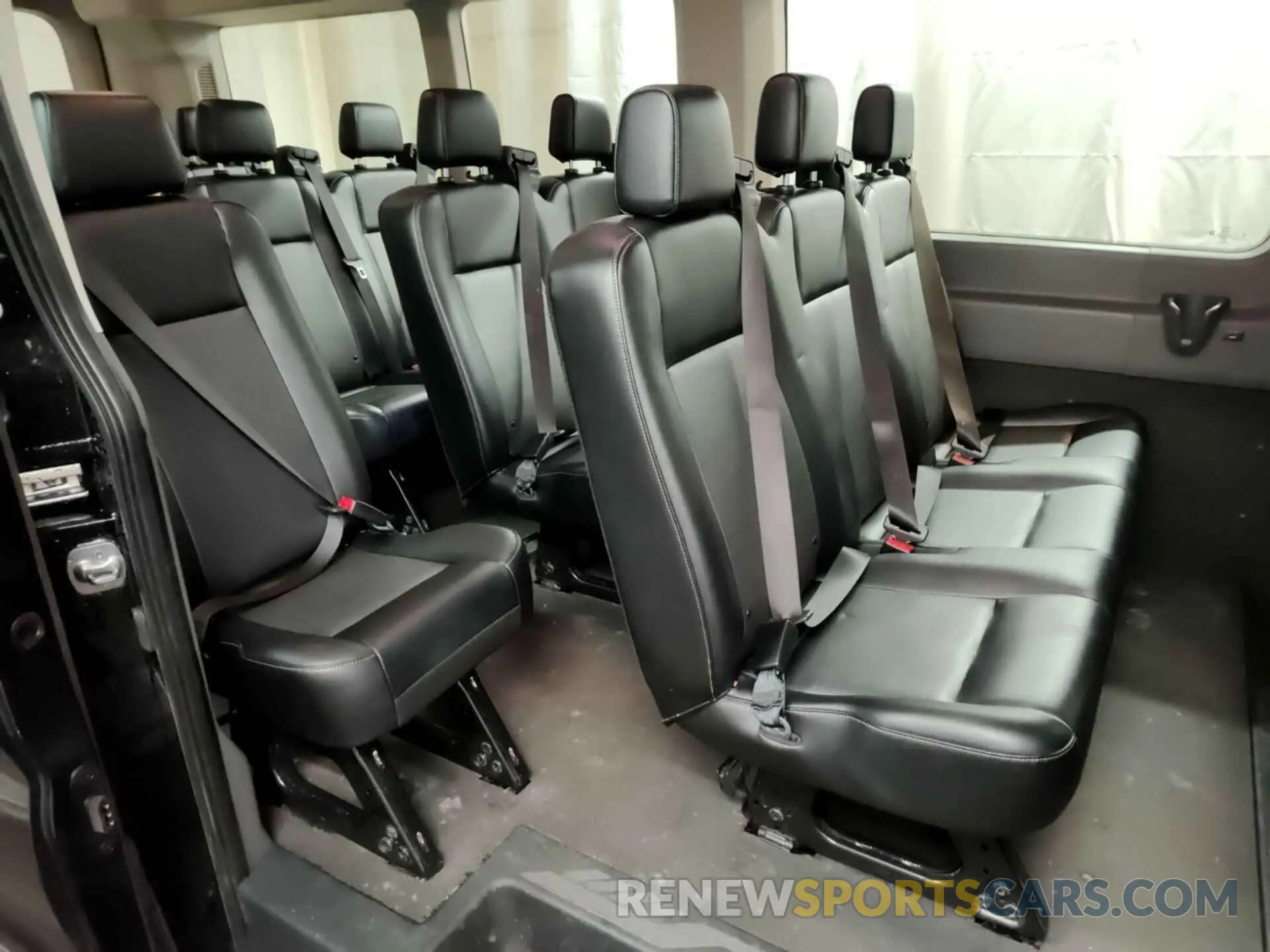 12 fotografías del automóvil dañado 1FBVU4X85PKA88723 FORD TRANSIT 2023