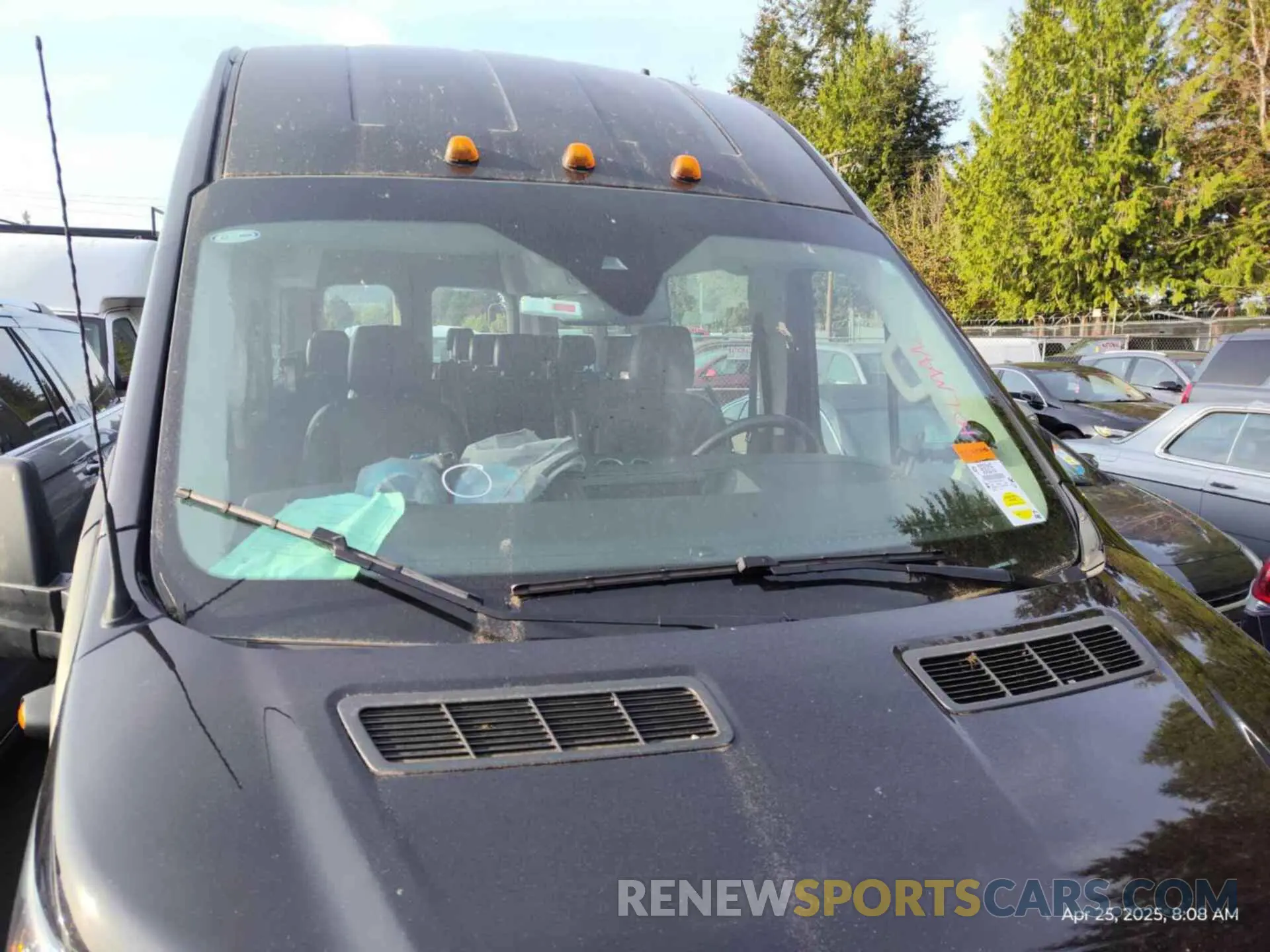 4 fotografías del automóvil dañado 1FBVU4X85PKA88723 FORD TRANSIT 2023