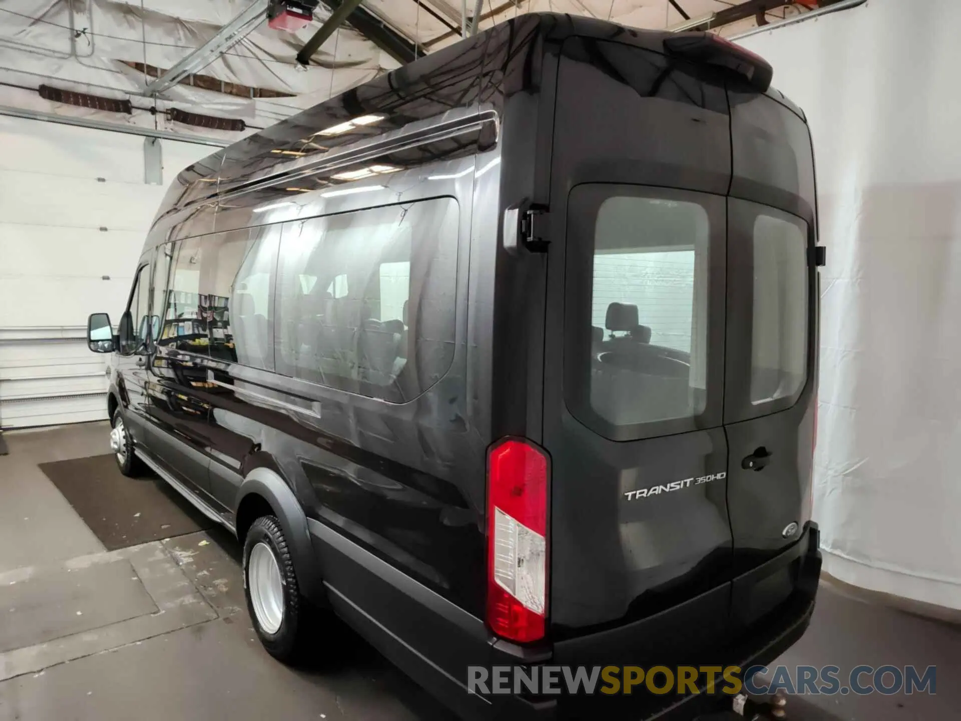 9 fotografías del automóvil dañado 1FBVU4X85PKA88723 FORD TRANSIT 2023