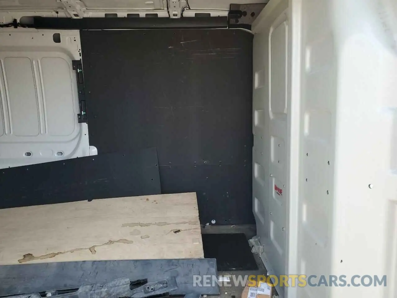 10 fotografías del automóvil dañado 1FTBR1C86PKA45707 FORD TRANSIT 2023