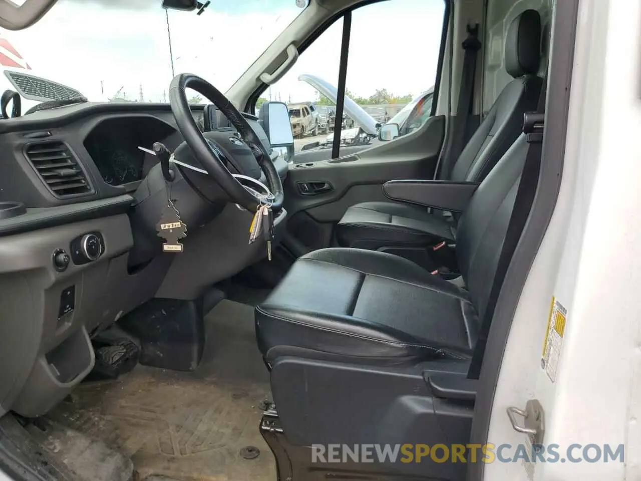 7 fotografías del automóvil dañado 1FTBR1C86PKA45707 FORD TRANSIT 2023